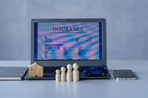 How Does Bundling Home and Auto Insurance Policies Benefit Residents in Faribault, MN?